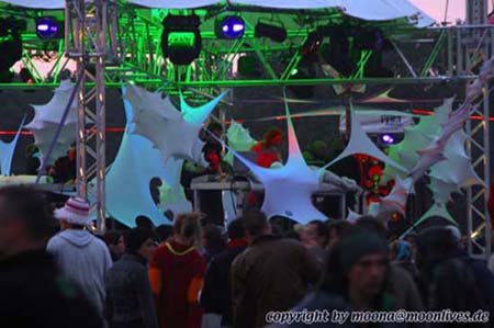 fmf04-16.jpg